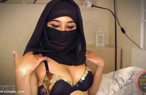 Amiraserious ckxgirl ebony niqab